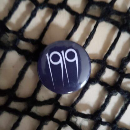 1919 25mm button – Logo