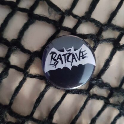 The Batcave 25mm button – Bat Logo